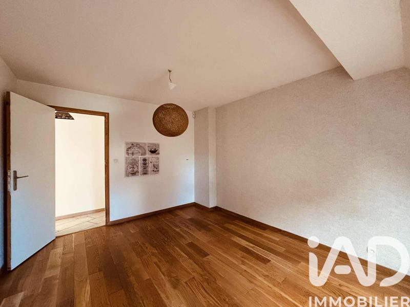 Maison - 99 m² - 4 pièces