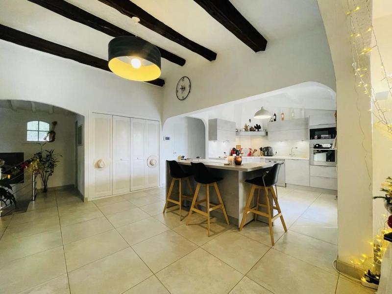 Villa - 179 m² - 5 pièces