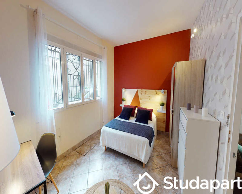 Chambre - 30 m² - 1 pièce