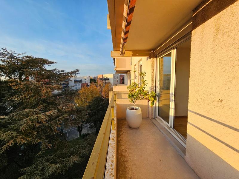 Appartement - 82 m² - 4 pièces