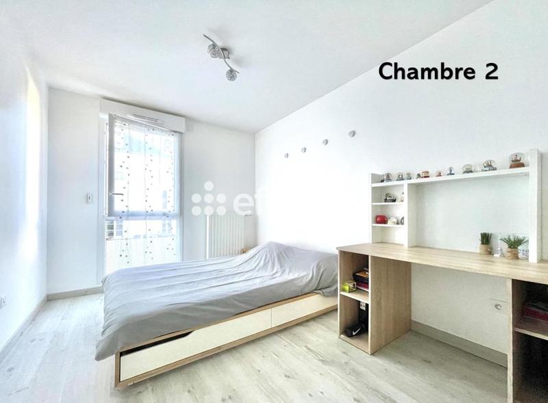Appartement - 95 m² - 5 pièces