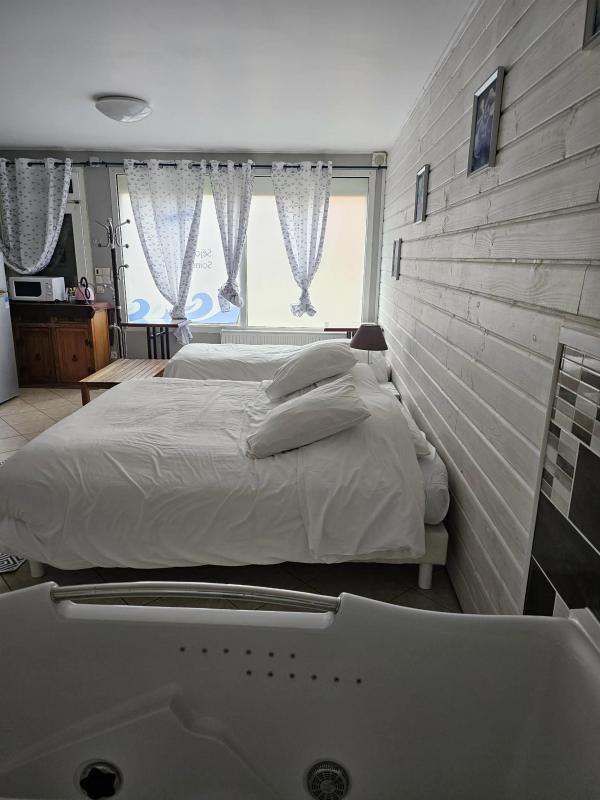 Maison - 301 m² - 12 pièces