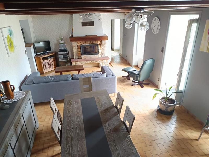 Maison - 320 m² - 11 pièces