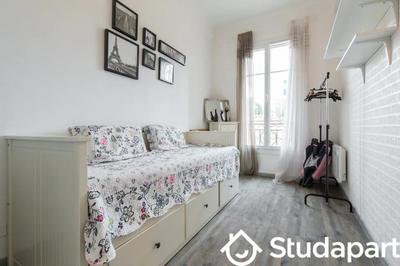 Chambre - 14 m² - 1 pièce