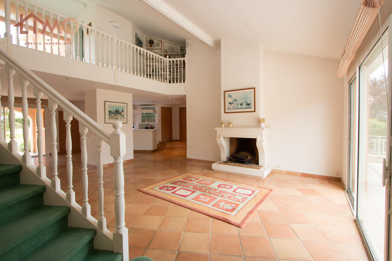 Maison - 344 m² - 7 pièces