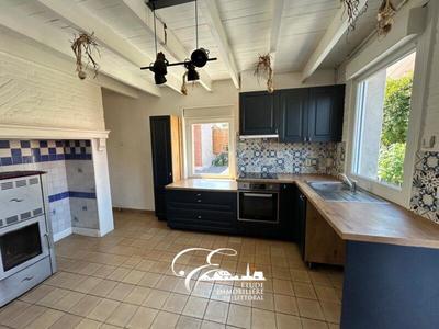 Maison - 102 m² - 5 pièces