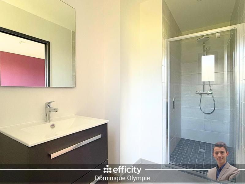 Maison - 179 m² - 6 pièces