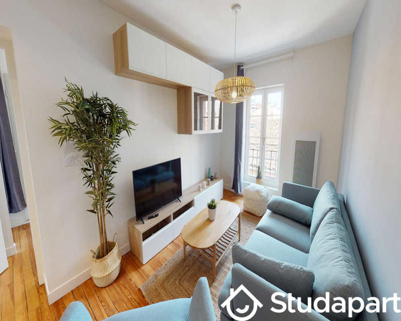 Chambre - 120 m² - 1 pièce