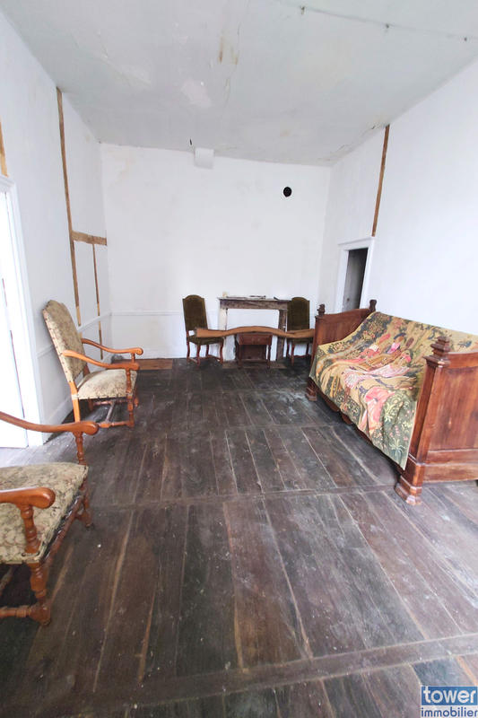 Maison - 420 m² - 17 pièces