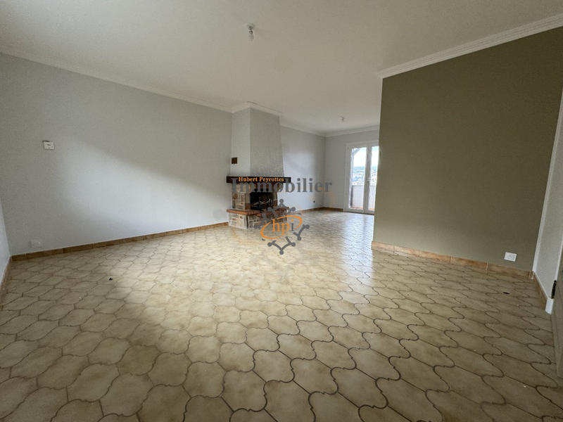 Maison - 73 m² - 3 pièces