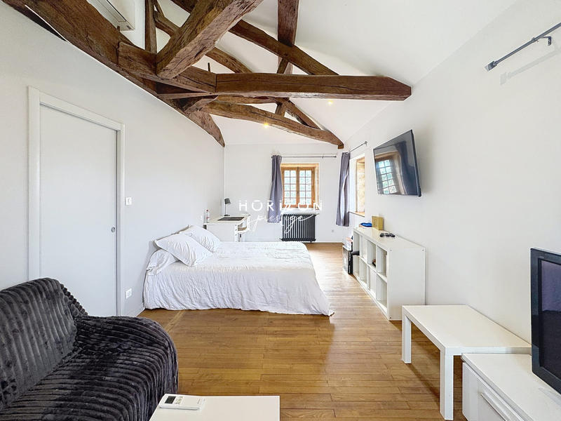 Maison ancienne - 224 m² - 7 pièces