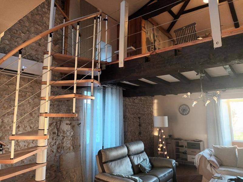 Maison - 161 m² - 5 pièces