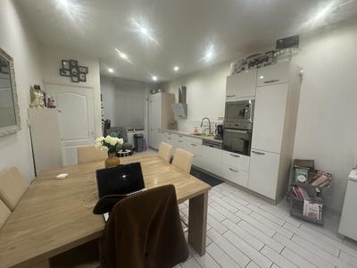 Maison - 85 m² - 7 pièces