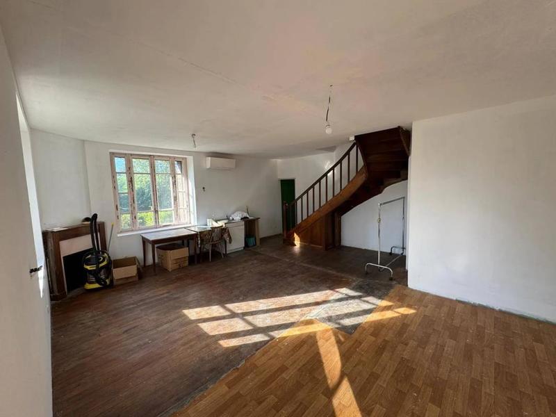 Maison - 198 m² - 6 pièces