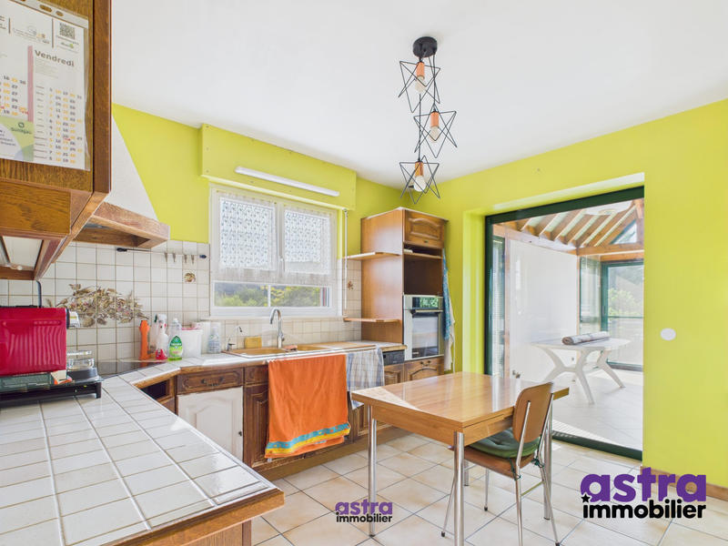 Maison - 152 m² - 6 pièces