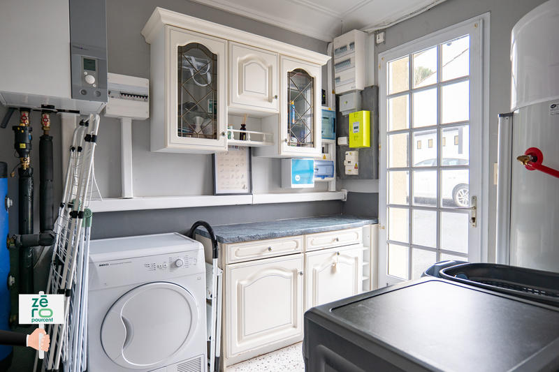 Maison - 283 m² - 10 pièces