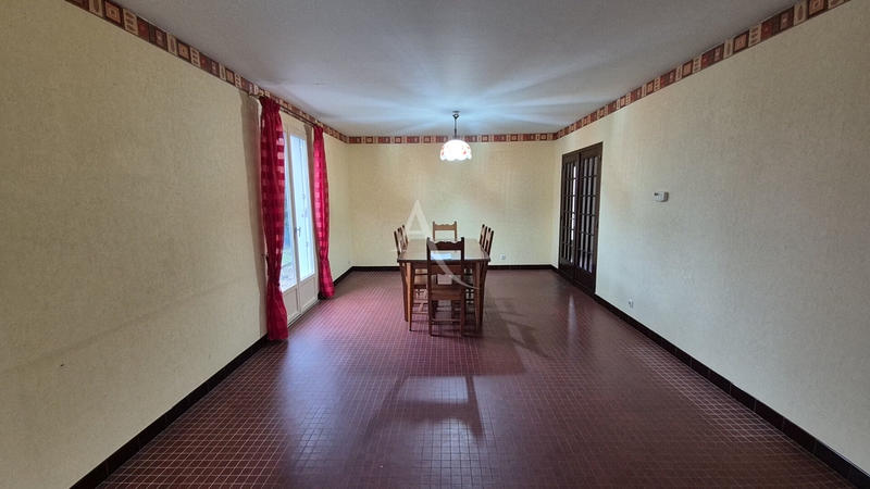 Maison - 126 m² - 6 pièces