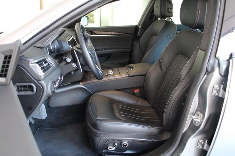 Maserati Ghibli 2.0 Hybrid 330 Auto