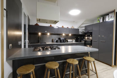 Maison - 81 m² - 5 pièces