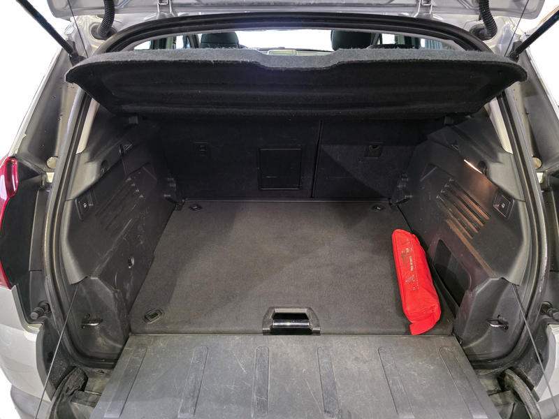 Peugeot 3008 - 1.6 Blue-HDi 120cv Allure - 6 Cv