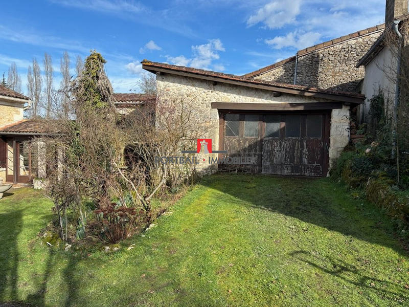 Maison - 137 m² - 6 pièces