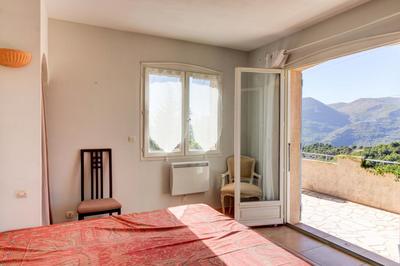 Villa - 180 m² - 6 pièces