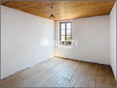 Maison - 125 m² - 9 pièces