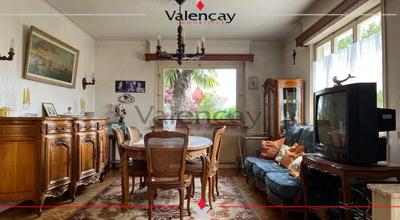 Maison - 90 m² - 5 pièces