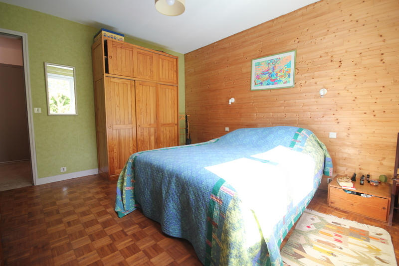 Maison - 178 m² - 8 pièces