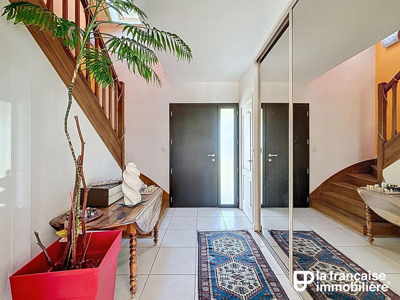 Maison - 146 m² - 7 pièces