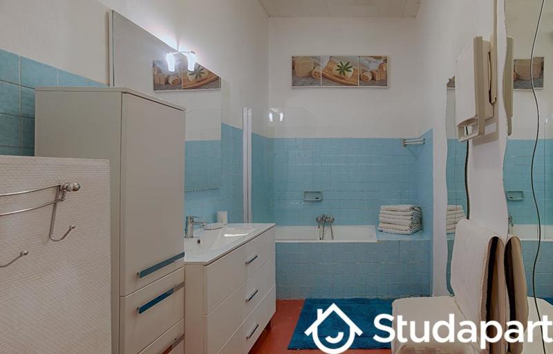 Chambre - 12 m² - 1 pièce