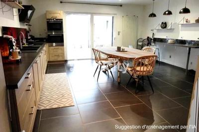 Maison ancienne - 207 m² - 6 pièces