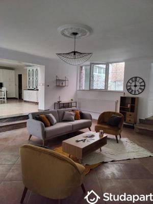 Chambre - 13 m² - 1 pièce