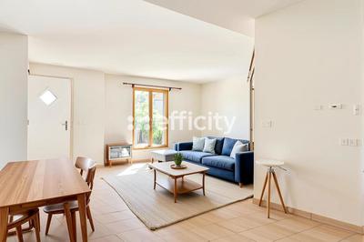 Maison - 167 m² - 7 pièces