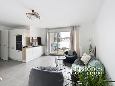 Appartement - 87 m² - 4 pièces