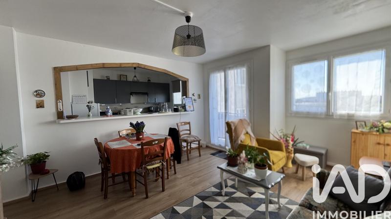 Appartement - 65 m² - 3 pièces