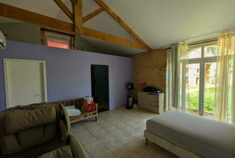 Maison - 230 m² - 4 pièces