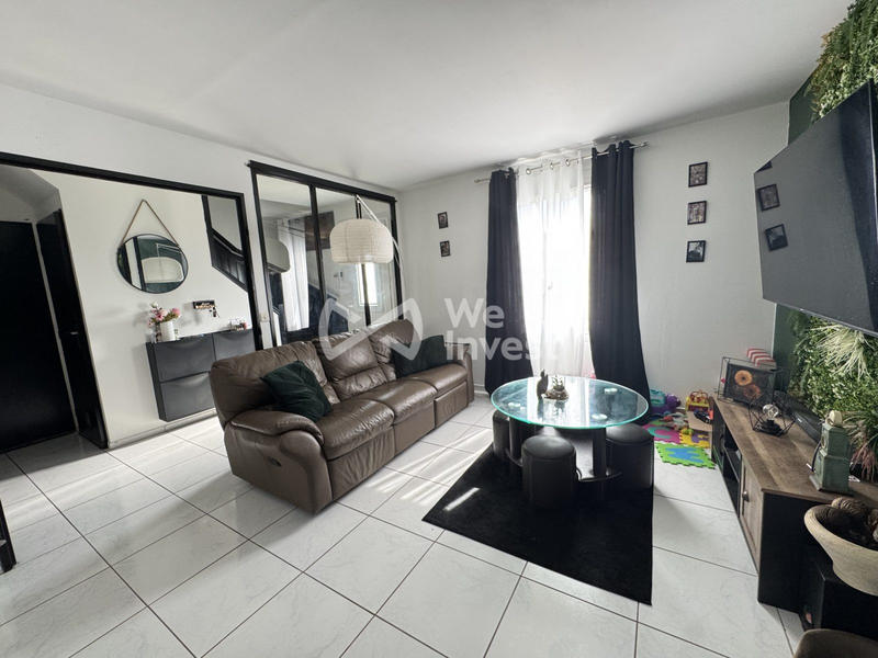 Maison - 98 m² - 5 pièces