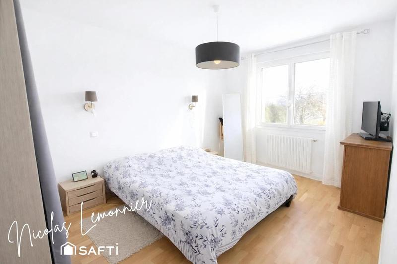 Maison - 128 m² - 7 pièces