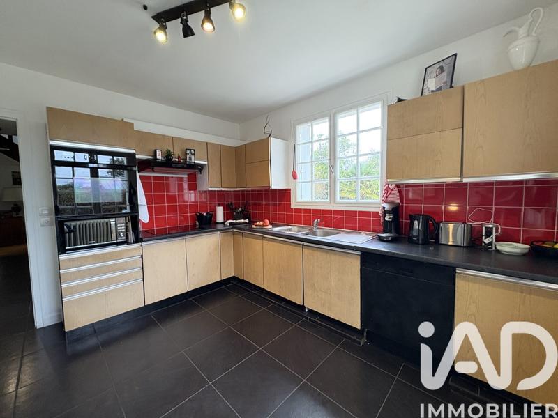 Maison - 128 m² - 7 pièces