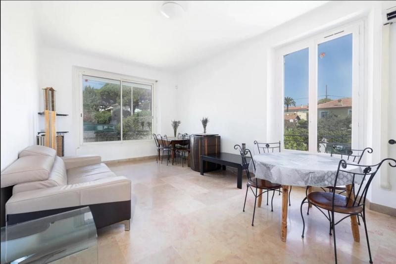 Maison de ville - 195 m² - 9 pièces