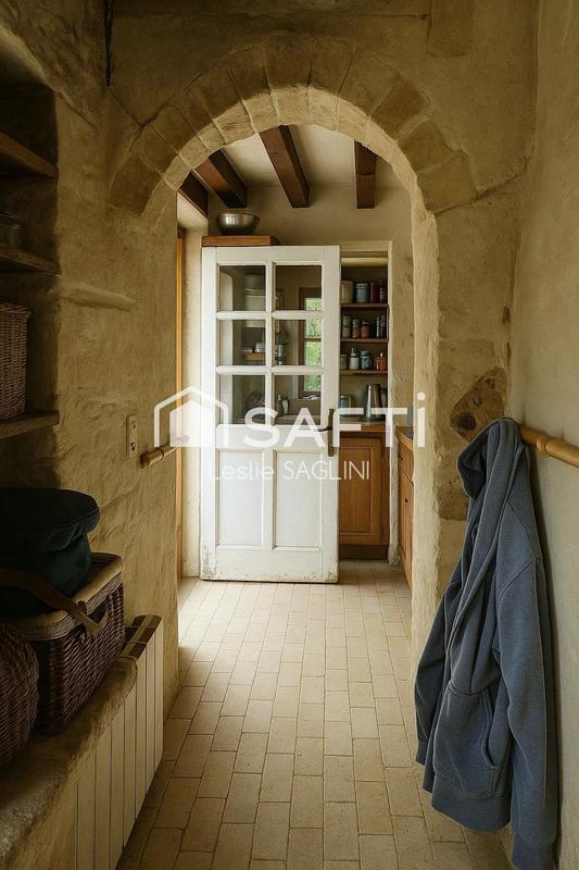 Maison - 200 m² - 6 pièces