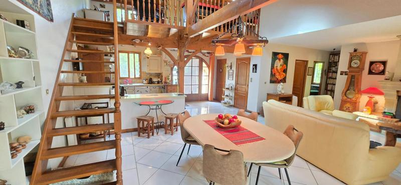 Maison - 150 m² - 5 pièces