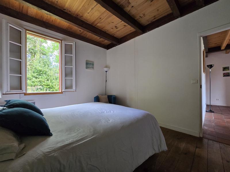 Maison - 390 m² - 15 pièces