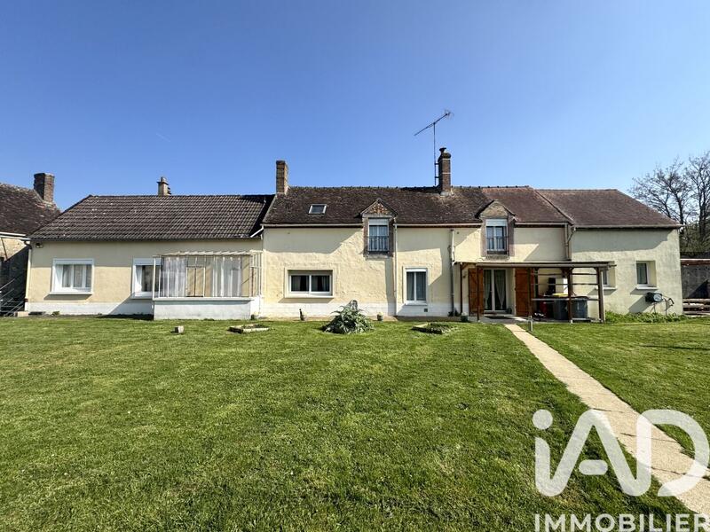 Maison - 267 m² - 11 pièces
