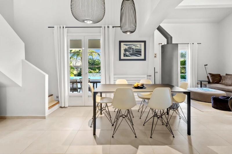 Villa - 182 m² - 6 pièces