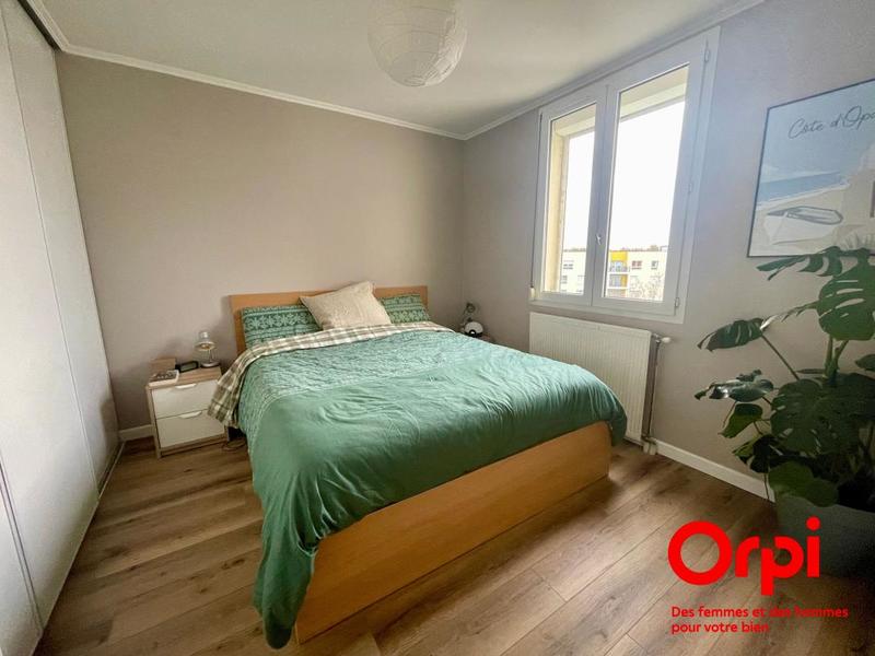 Appartement - 83 m² - 4 pièces