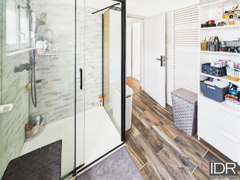 Maison - 122 m² - 5 pièces