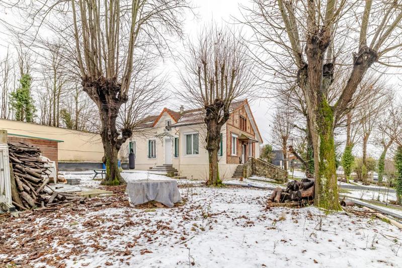 Maison - 200 m² - 5 pièces