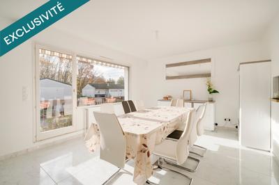 Maison - 151 m² - 7 pièces